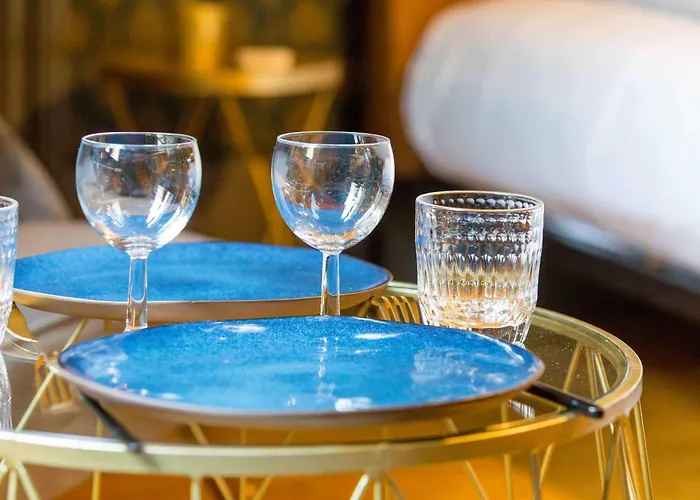 Heritage Et Privative Avec Jacuzzi Et Sauna Hyper Centre 디종