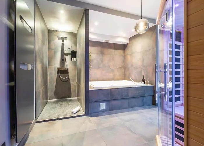 Heritage Et Privative Avec Jacuzzi Et Sauna Hyper Centre *